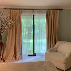 Wool/silk curtains